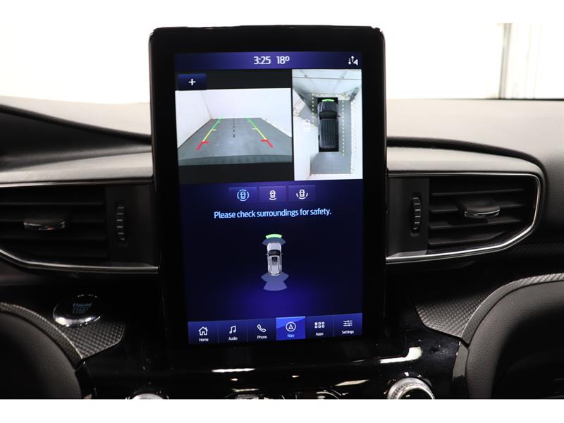 ford Explorer 2022 - 26