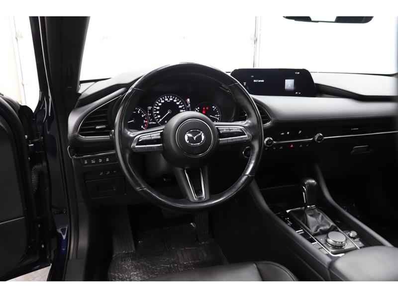 mazda Mazda3 Sport 2022 - 17