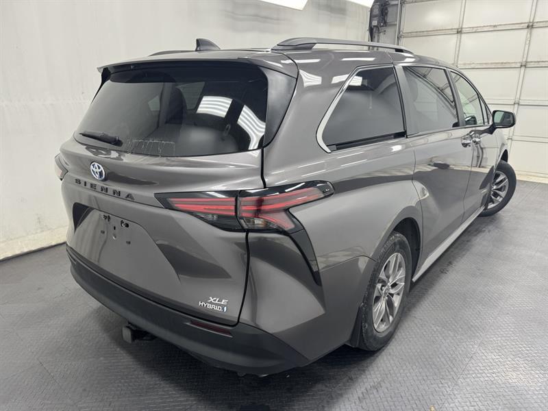 toyota Sienna 2022 - 9