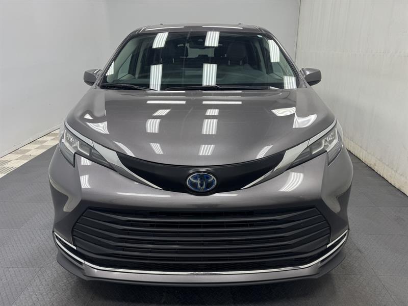 toyota Sienna 2022 - 17