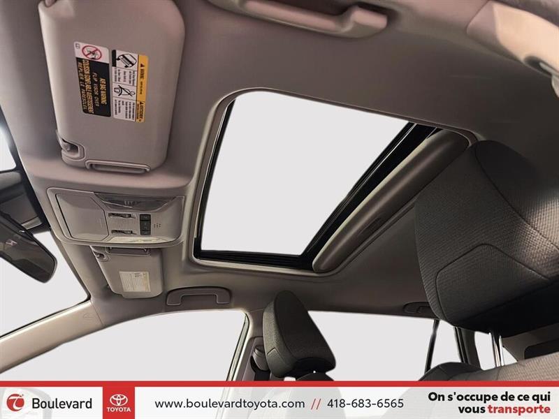 toyota RAV4 2022 - 11