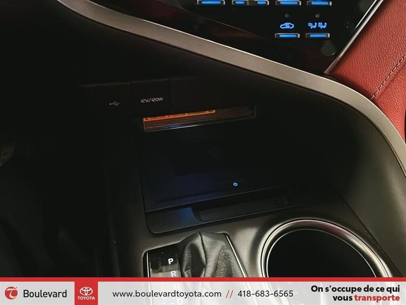 toyota Camry 2021 - 16