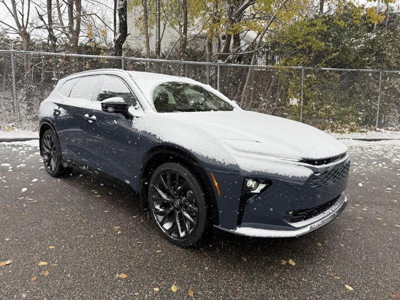 toyota Crown Signia 2025 - 2