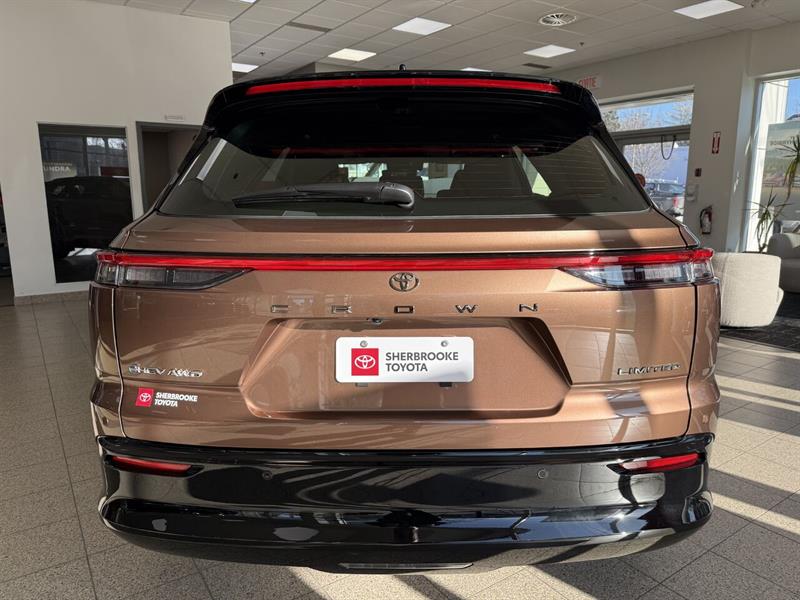 toyota Crown Signia 2025 - 4