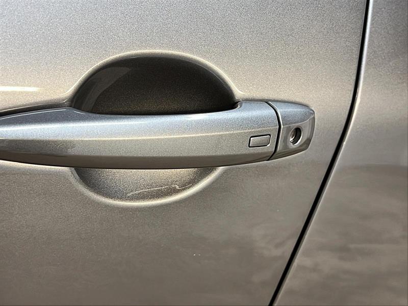 nissan Rogue 2023 - 25