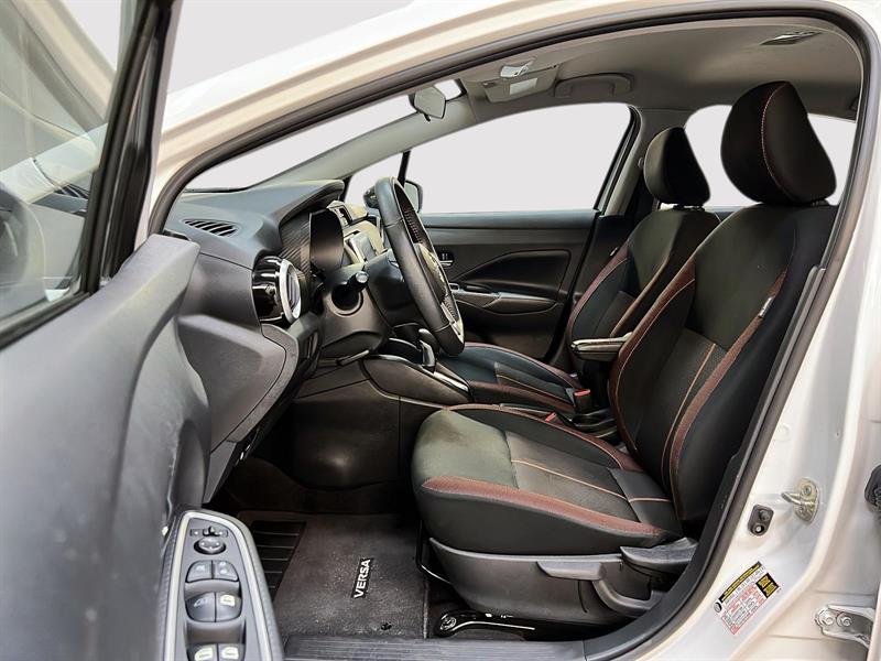 nissan Versa 2022 - 7