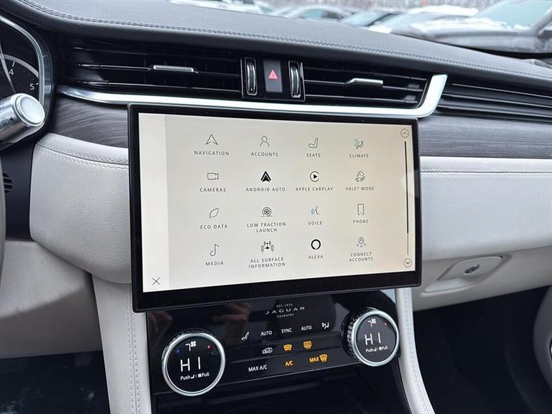 jaguar F-PACE 2022 - 11