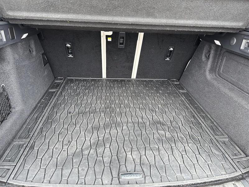 jaguar F-PACE 2022 - 21