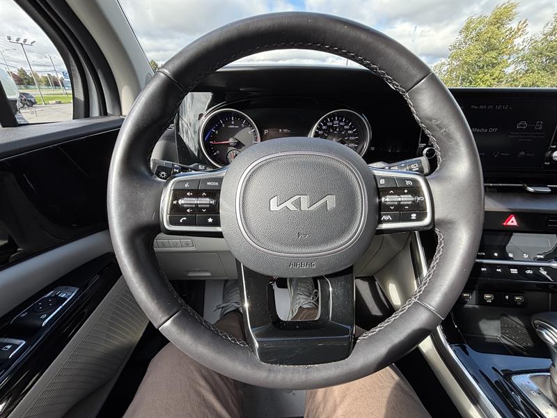 kia Carnival 2024 - 2