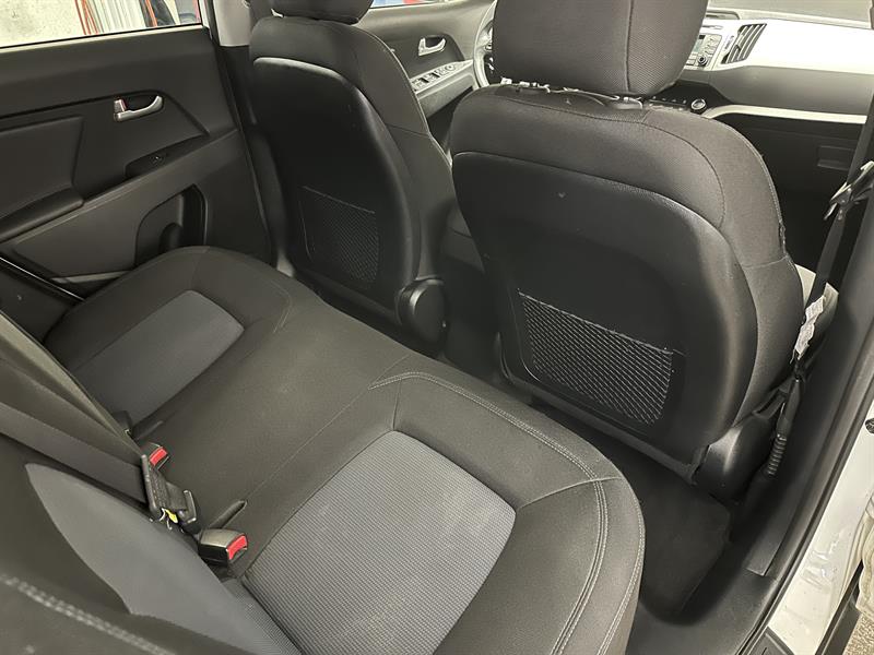 kia Sportage 2016 - 12