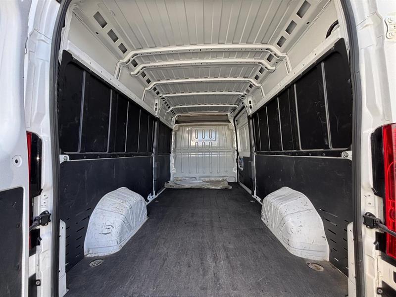 ram ProMaster Cargo Van 2023 - 11