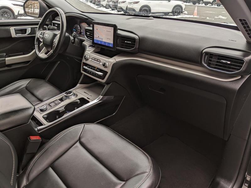 ford Explorer 2023 - 18