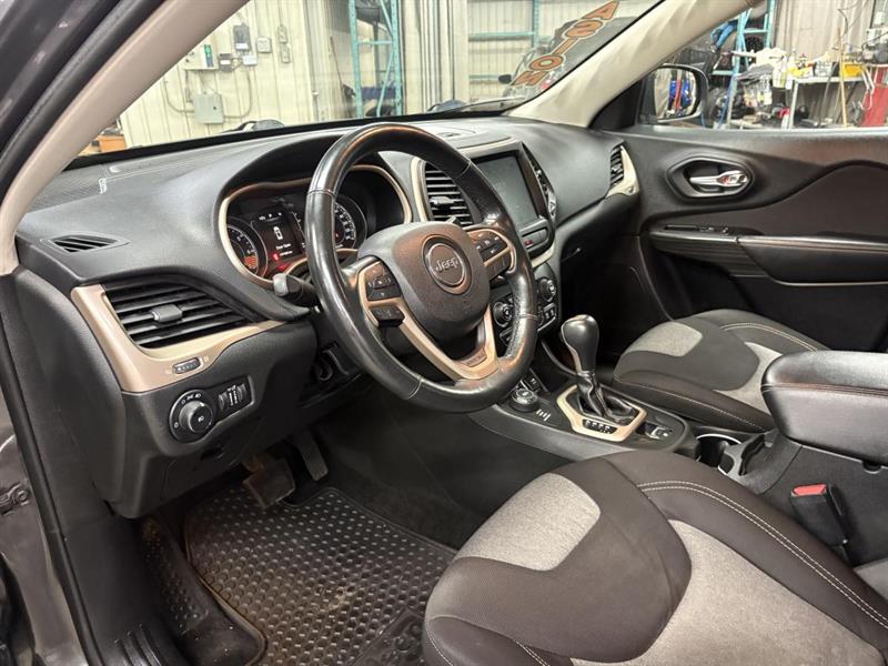 jeep Cherokee 2014 - 18