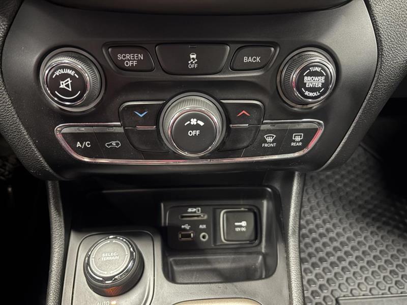 jeep Cherokee 2014 - 19