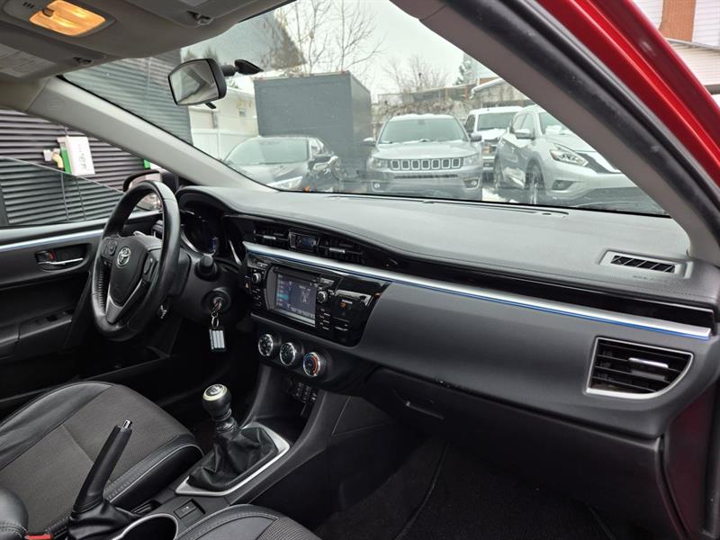 toyota Corolla 2015 - 9