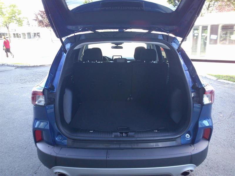 ford Escape 2022 - 17