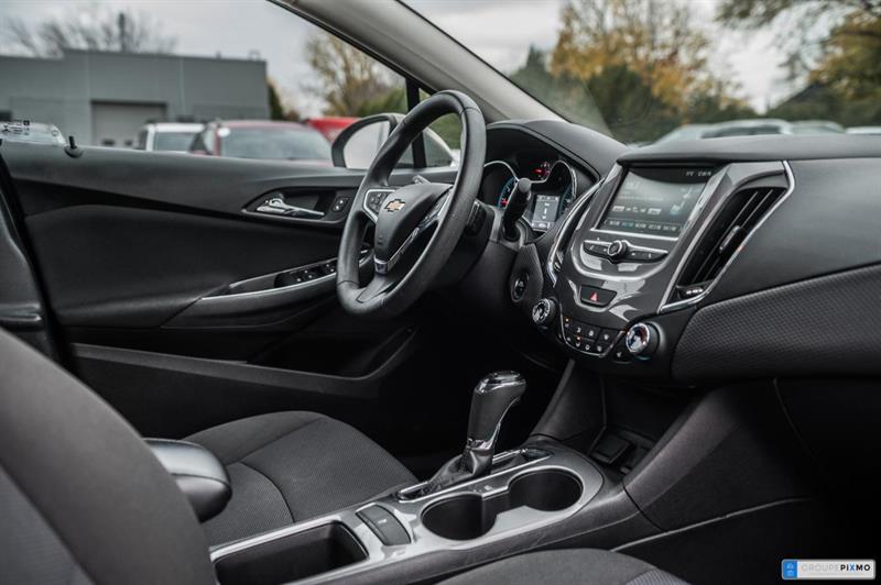 chevrolet Cruze 2017 - 30