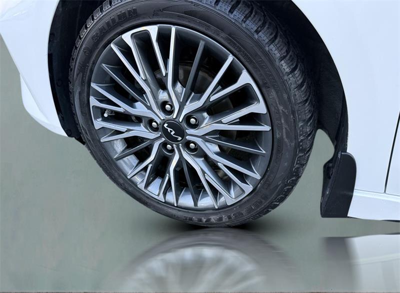 kia Forte 2022 - 4