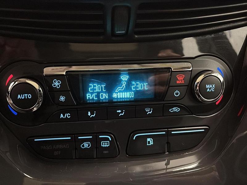 ford C-Max Energi 2014 - 21