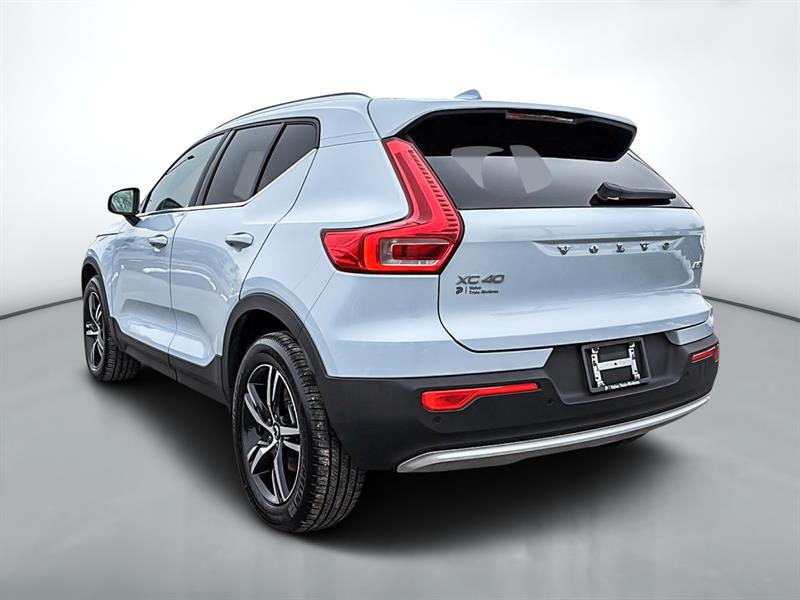 volvo XC40 2025 - 7