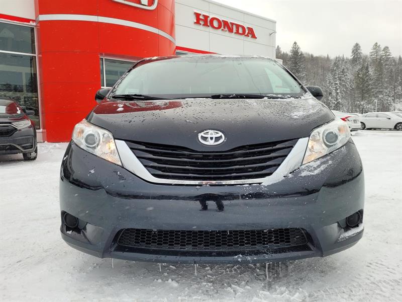 toyota Sienna 2017 - 3