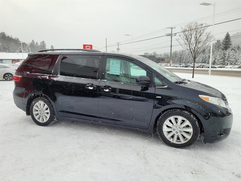 toyota Sienna 2017 - 7