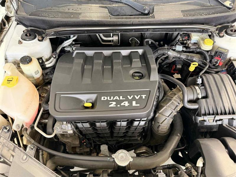 chrysler 200 2013 - 22