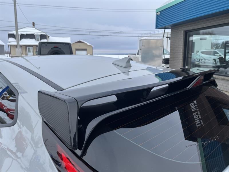 hyundai Veloster N 2022 - 32