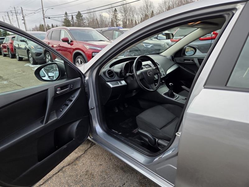 mazda Mazda3 2013 - 10