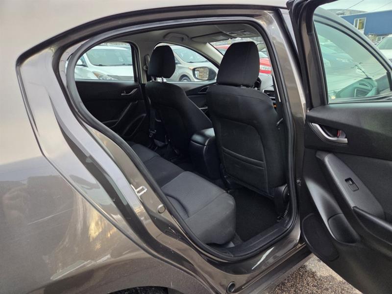 mazda Mazda3 2015 - 14