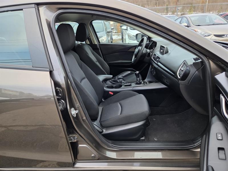 mazda Mazda3 2015 - 16