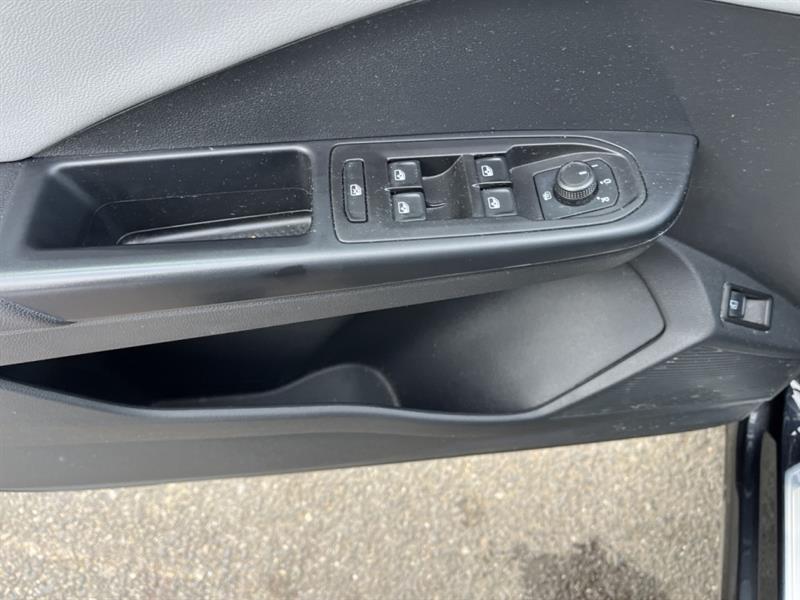 volkswagen Taos 2023 - 18