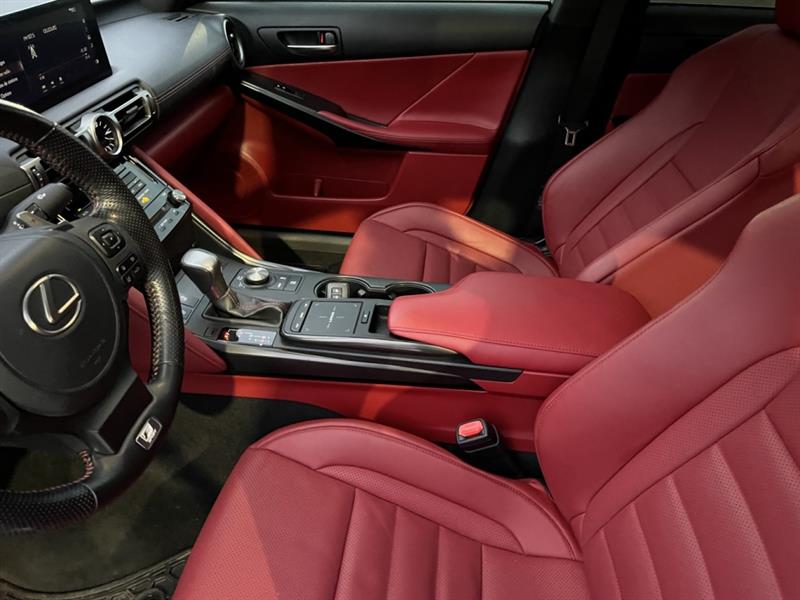 lexus IS  2022 - 23