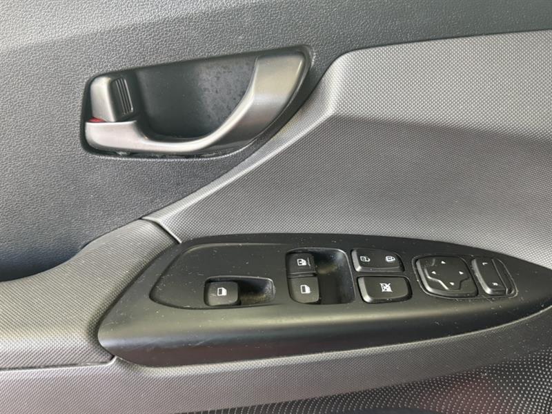 hyundai Veloster 2019 - 14