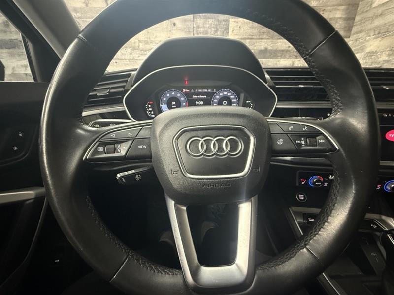 audi Q3 2022 - 13