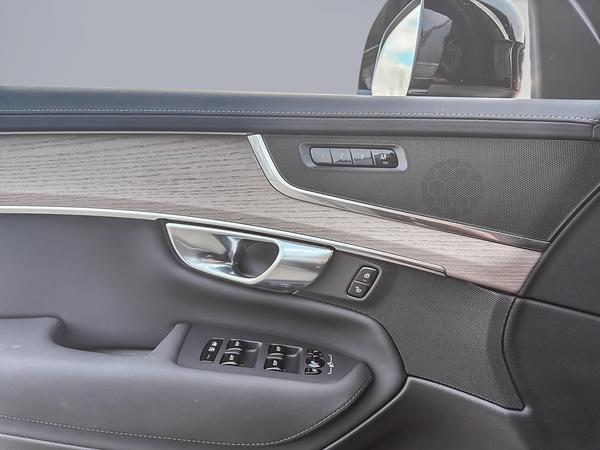 volvo XC90 2025 - 11