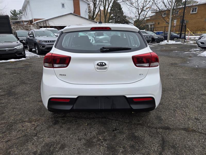 kia Rio 2018 - 6