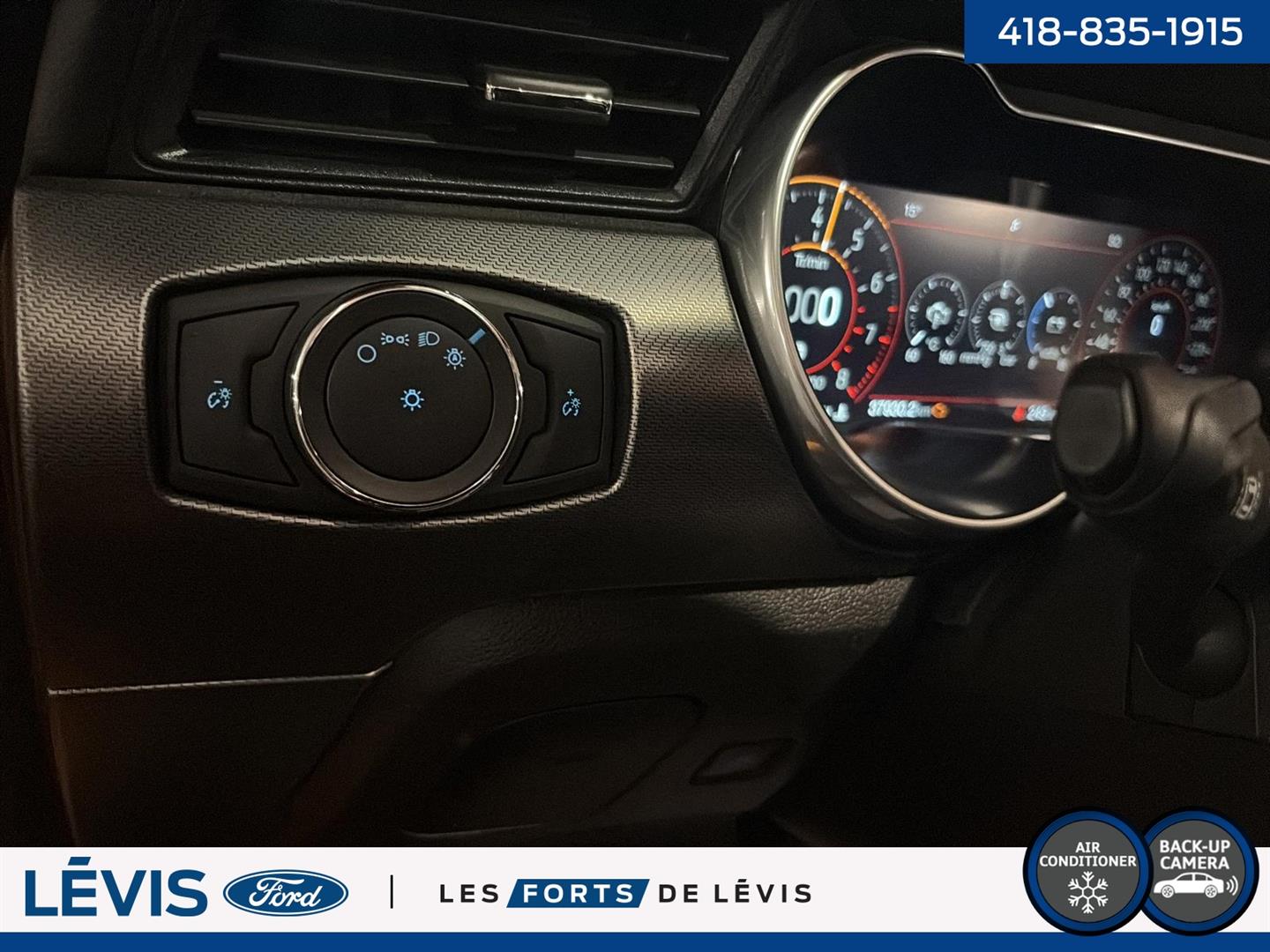 ford Mustang 2022 - 26