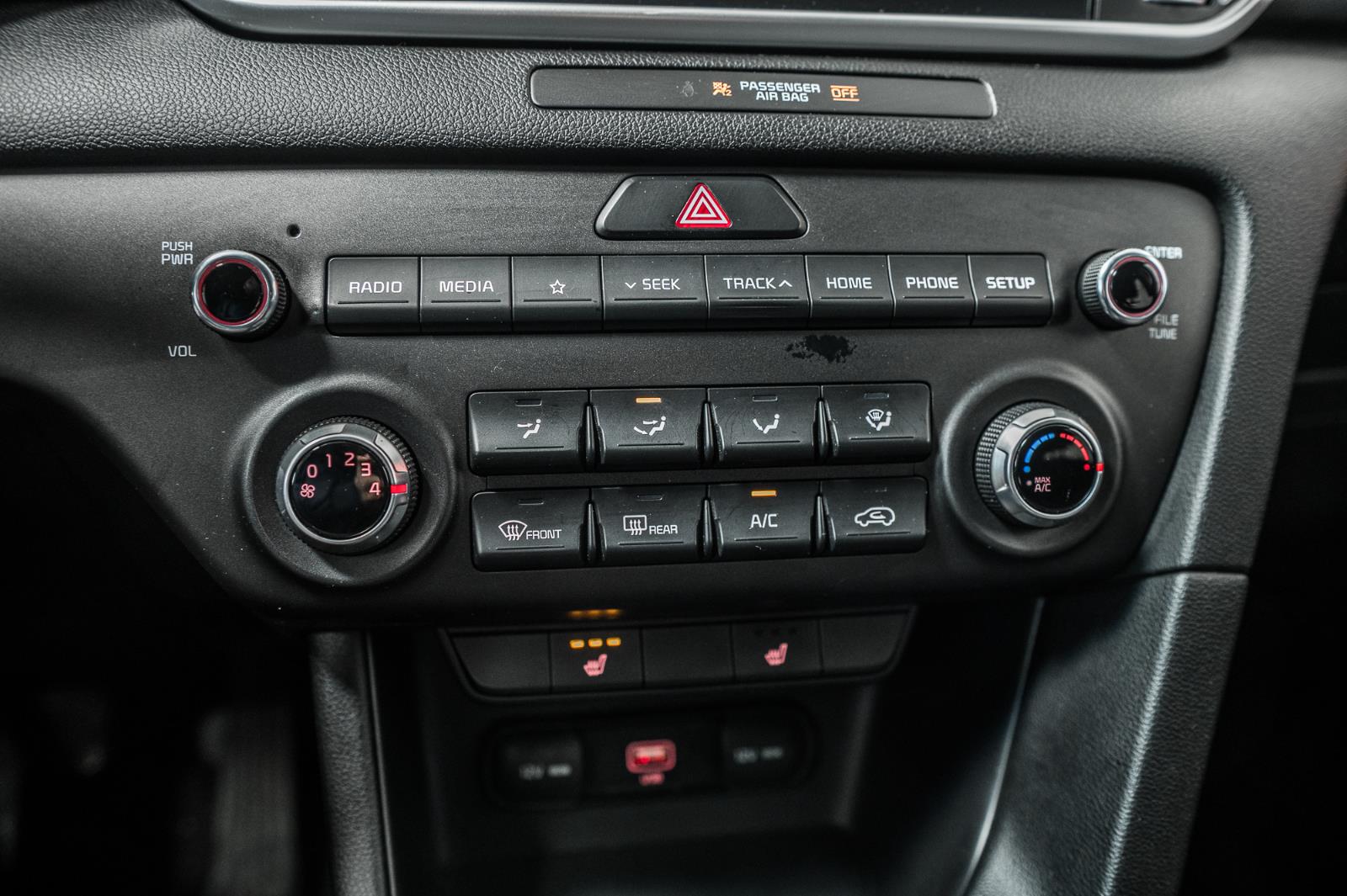 kia Sportage 2021 - 28