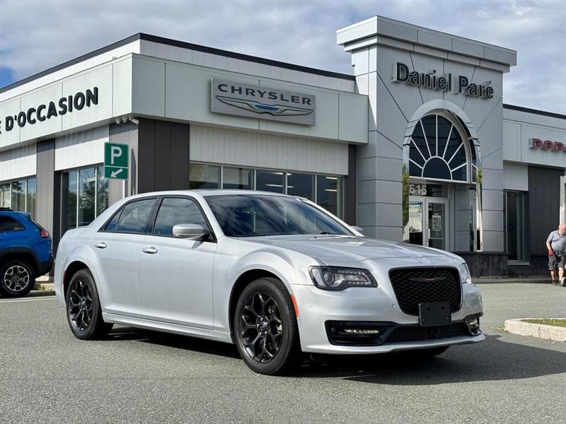 chrysler 300 2023 - 3