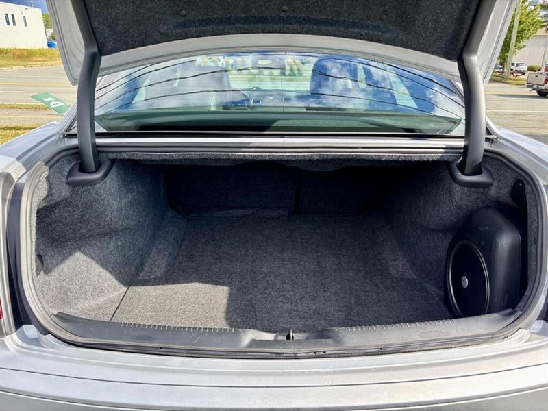 chrysler 300 2023 - 7