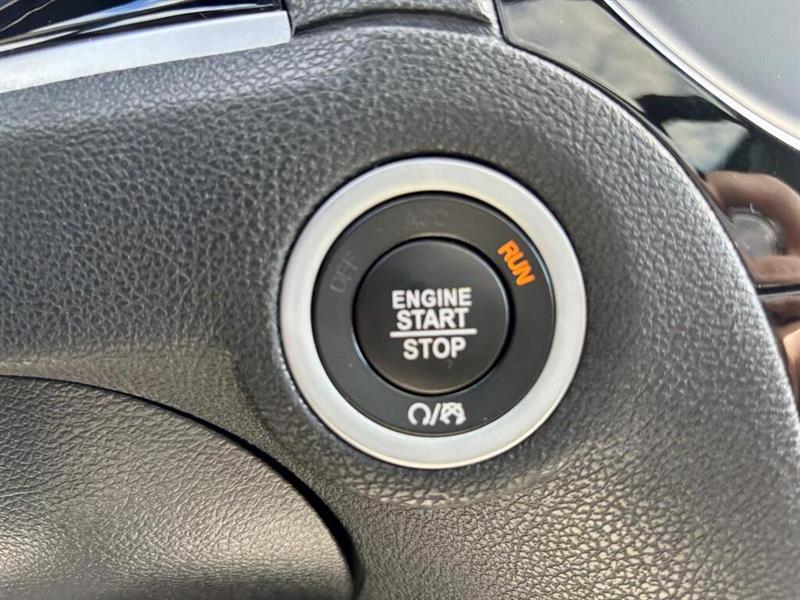 chrysler 300 2023 - 25