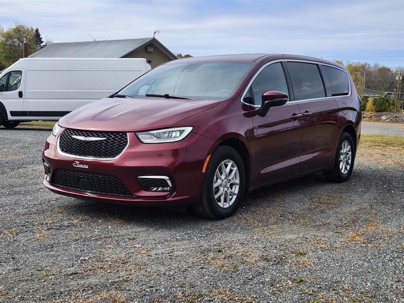 chrysler Pacifica 2023 - 12