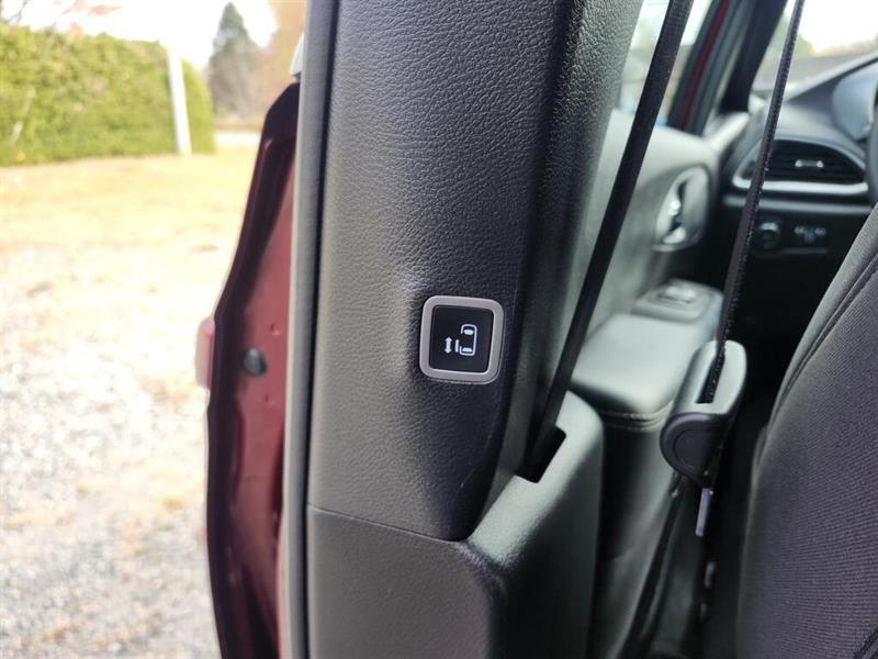 chrysler Pacifica 2023 - 21