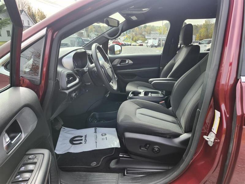 chrysler Pacifica 2023 - 24