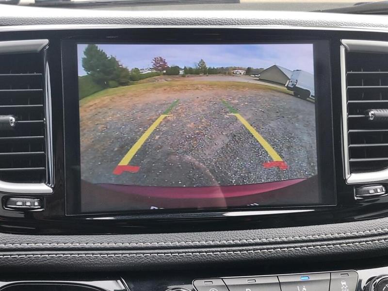 chrysler Pacifica 2023 - 43