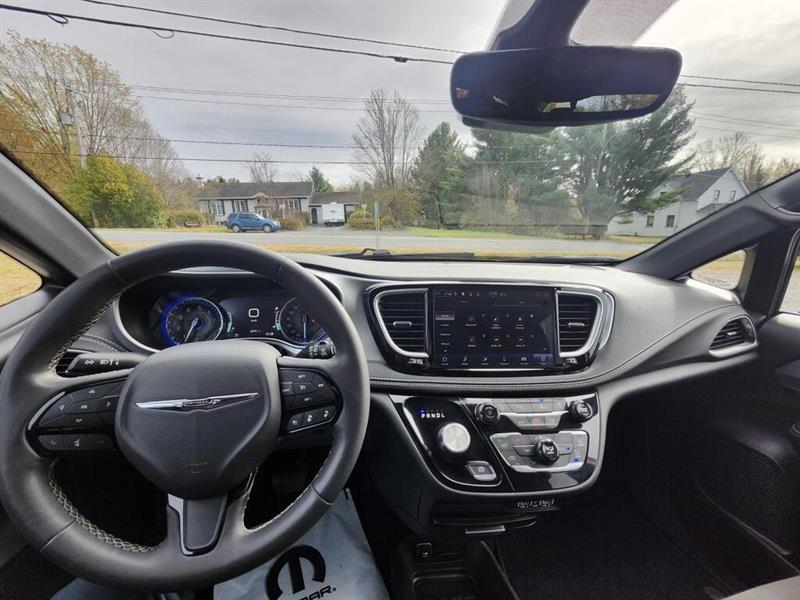 chrysler Pacifica 2023 - 44