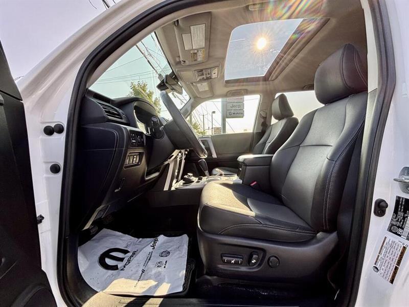 toyota 4Runner 2020 - 19