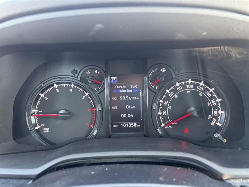 toyota 4Runner 2020 - 24