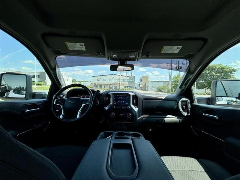 chevrolet Silverado 1500 2021 - 14